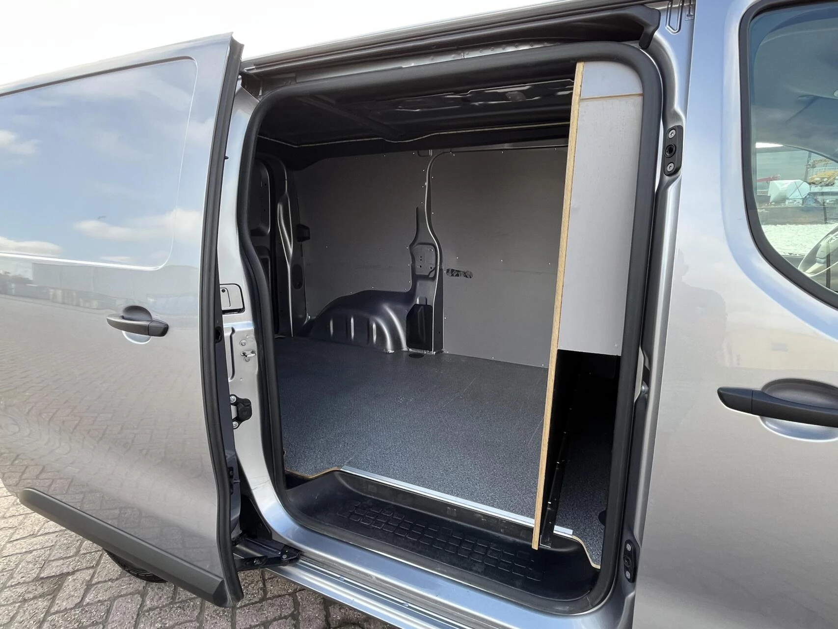 Hoofdafbeelding Opel Vivaro-e