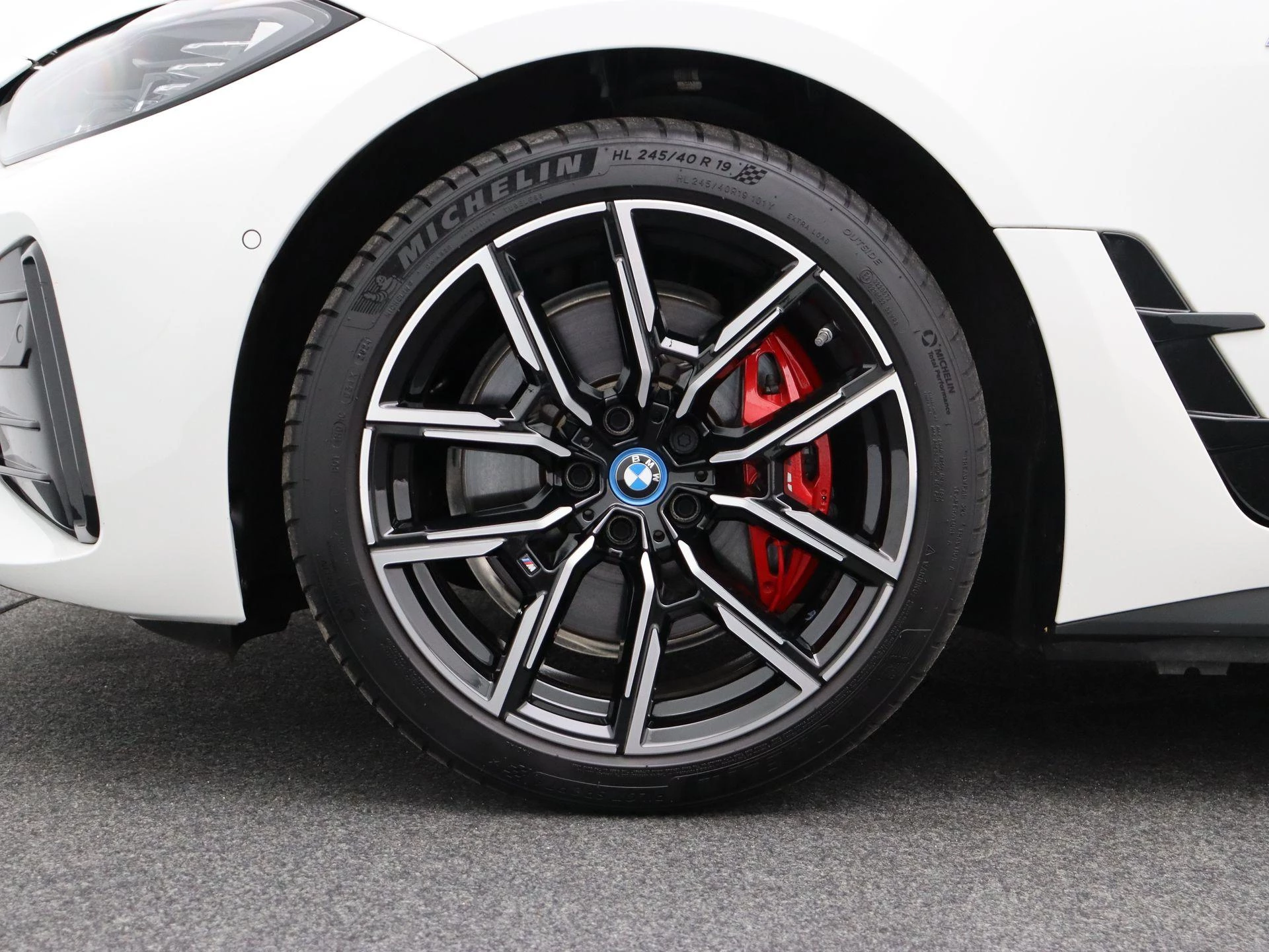 Hoofdafbeelding BMW i4