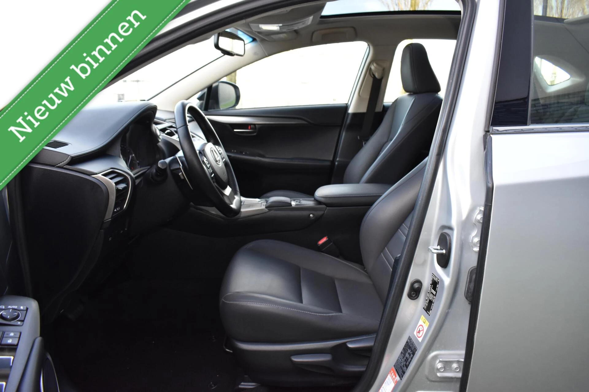 Hoofdafbeelding Lexus NX