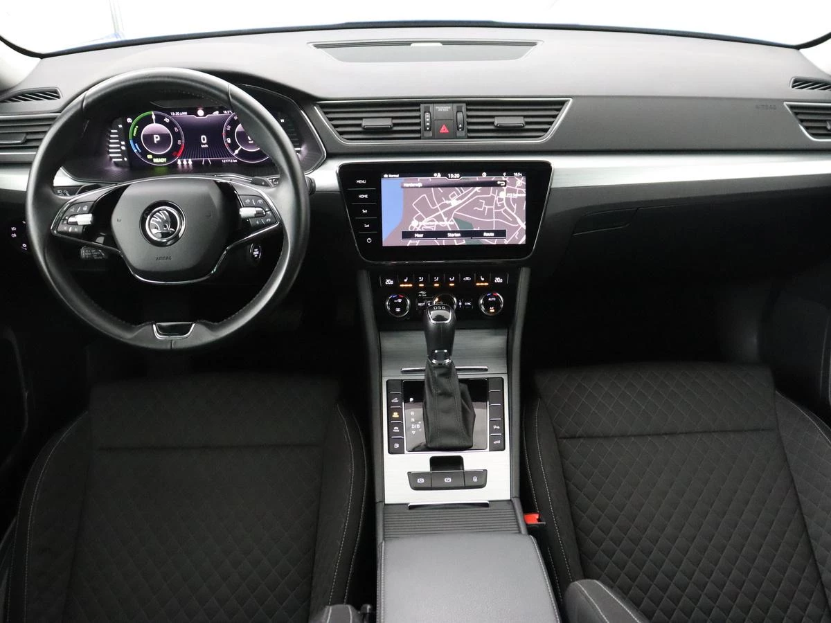 Hoofdafbeelding Škoda Superb