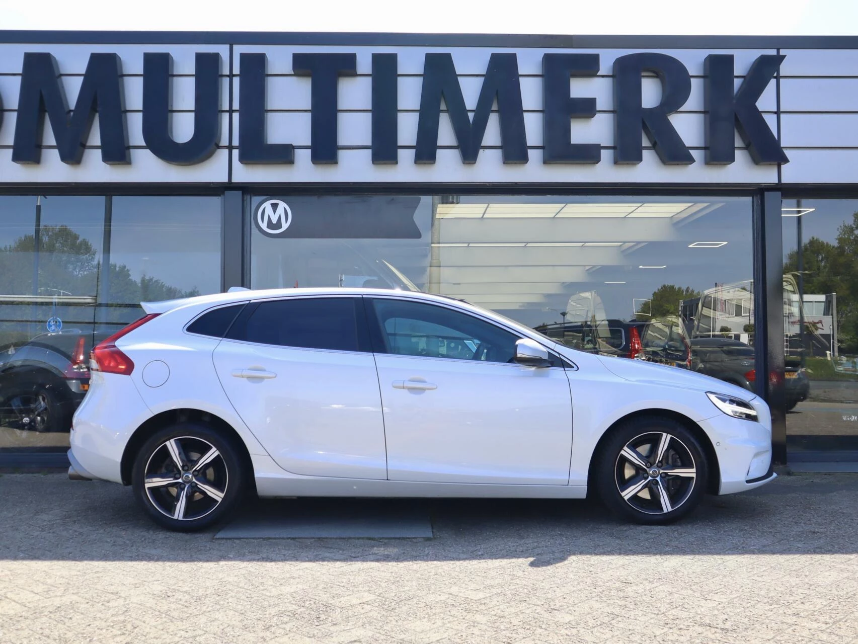 Hoofdafbeelding Volvo V40