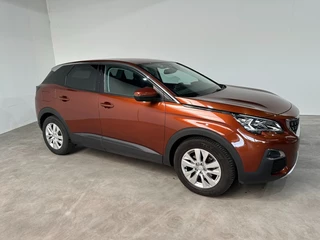 Hoofdafbeelding Peugeot 3008 Peugeot 3008 130PK,Automaat, Afn. Trekhaak, 63000 KM, zomer+winterset