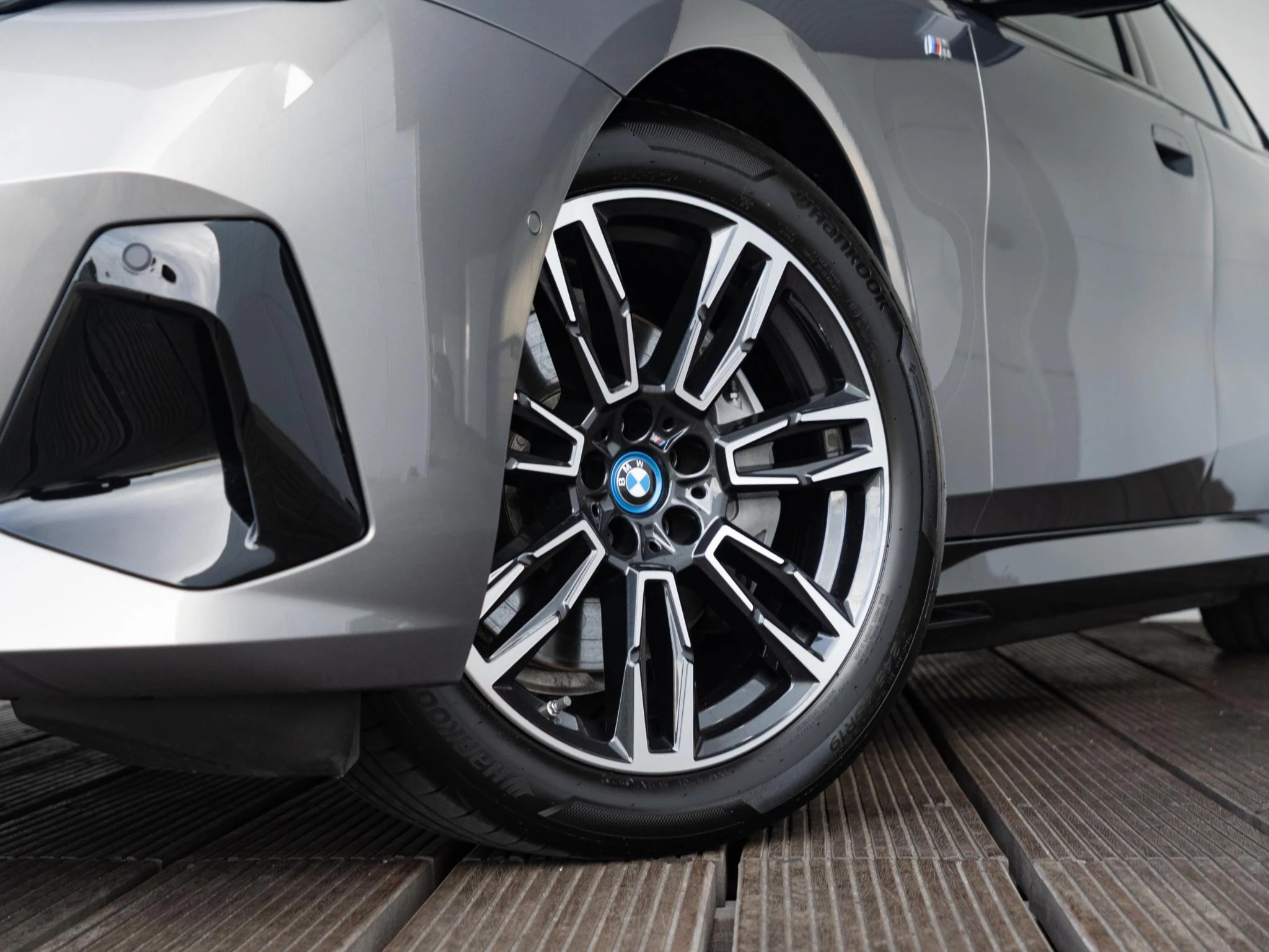 Hoofdafbeelding BMW i5