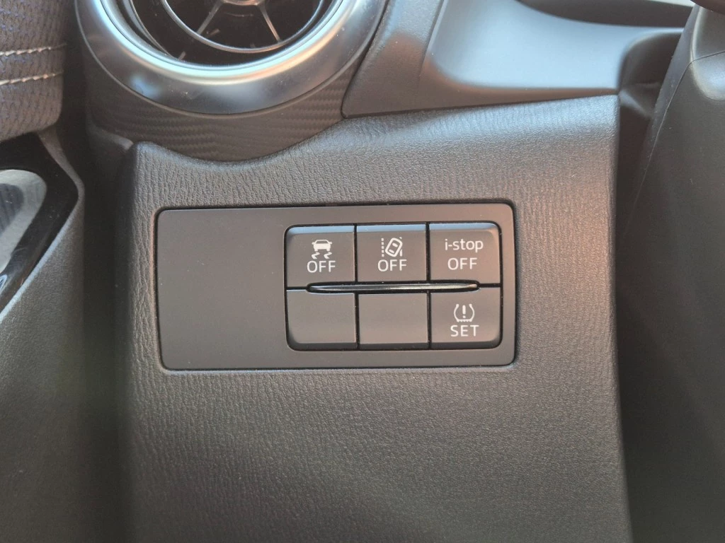 Hoofdafbeelding Mazda 2