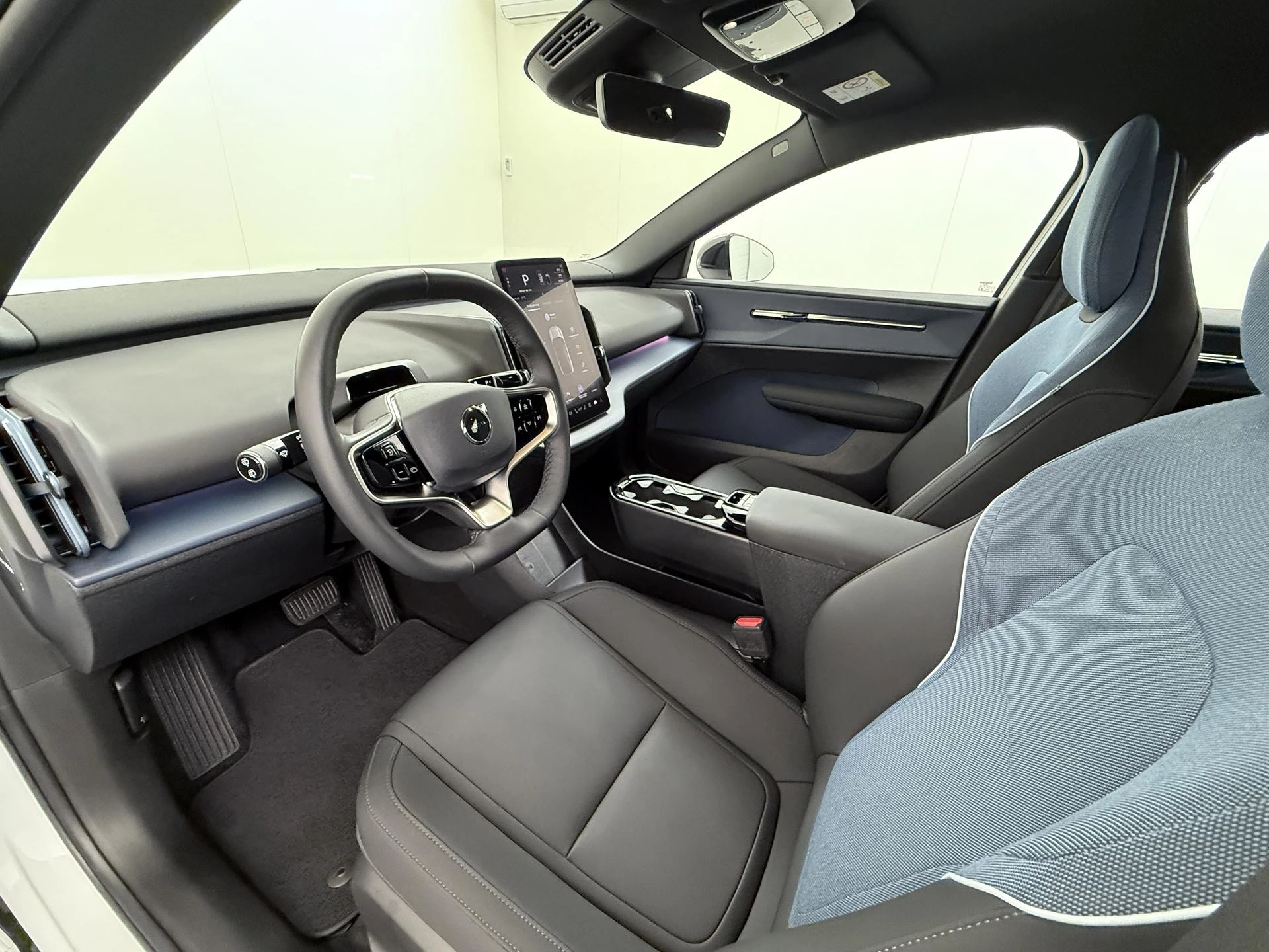 Hoofdafbeelding Volvo EX30