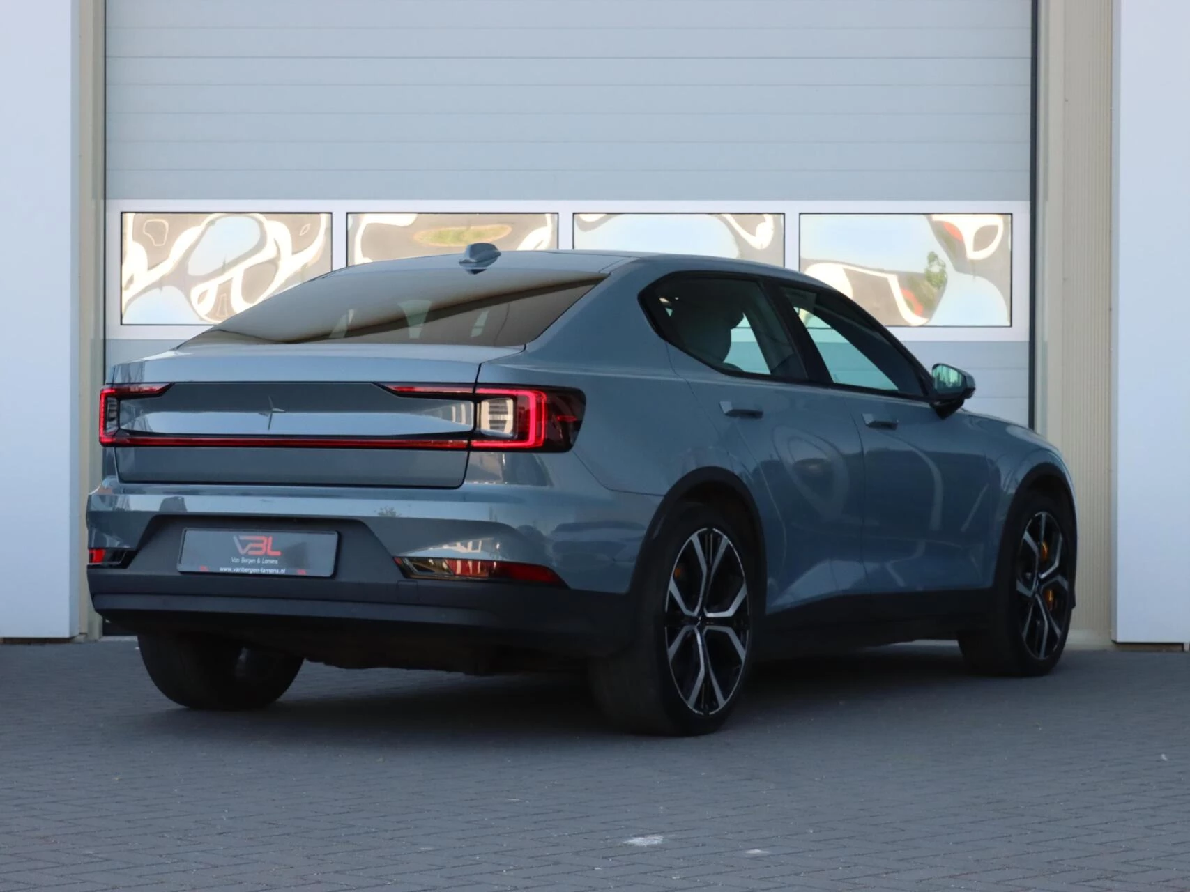 Hoofdafbeelding Polestar 2