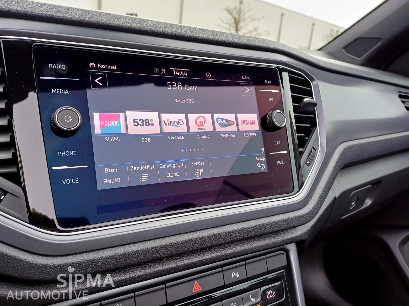 Hoofdafbeelding Volkswagen T-Roc