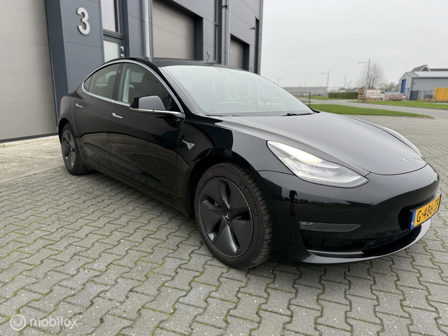 Hoofdafbeelding Tesla Model 3