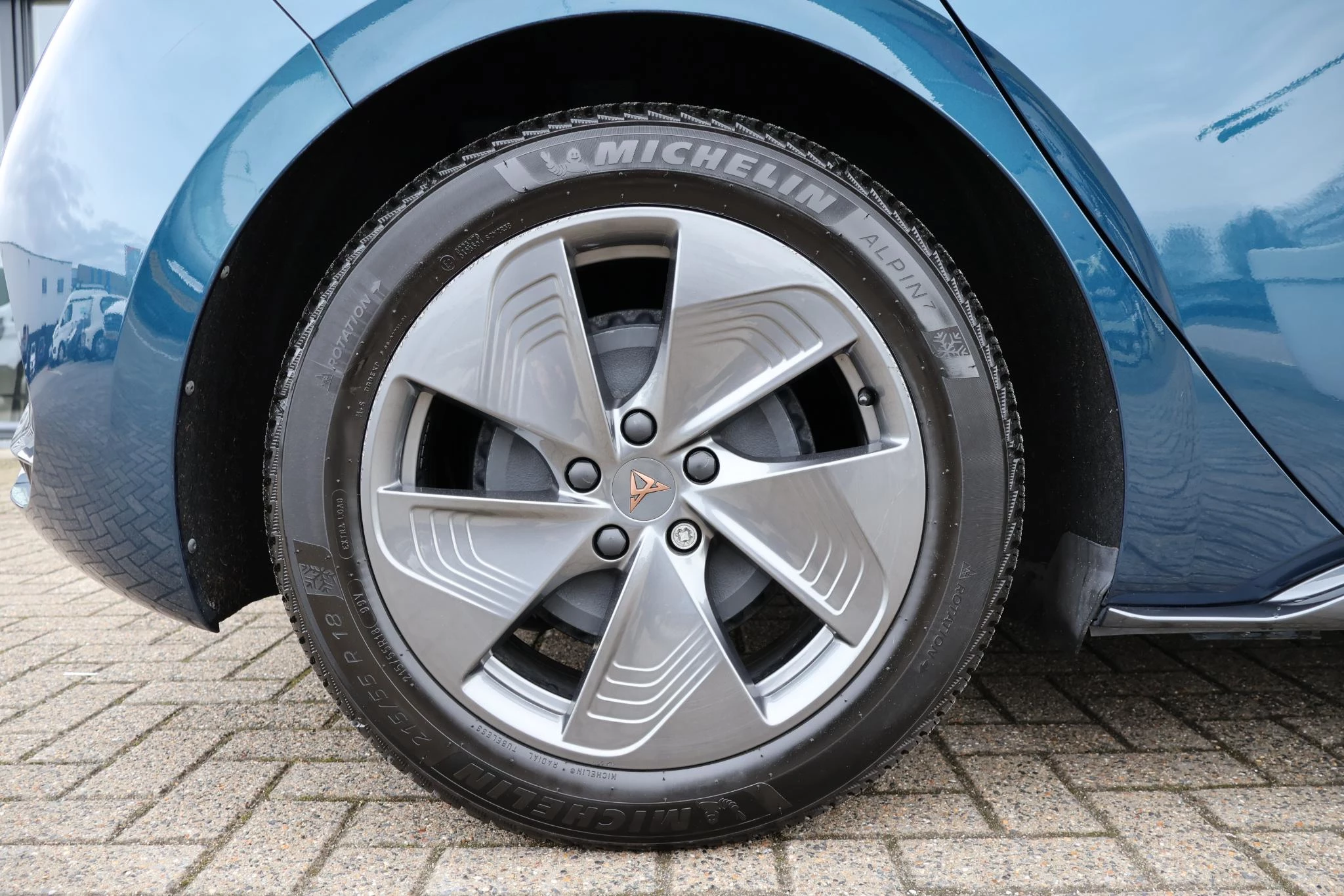 Hoofdafbeelding CUPRA Born