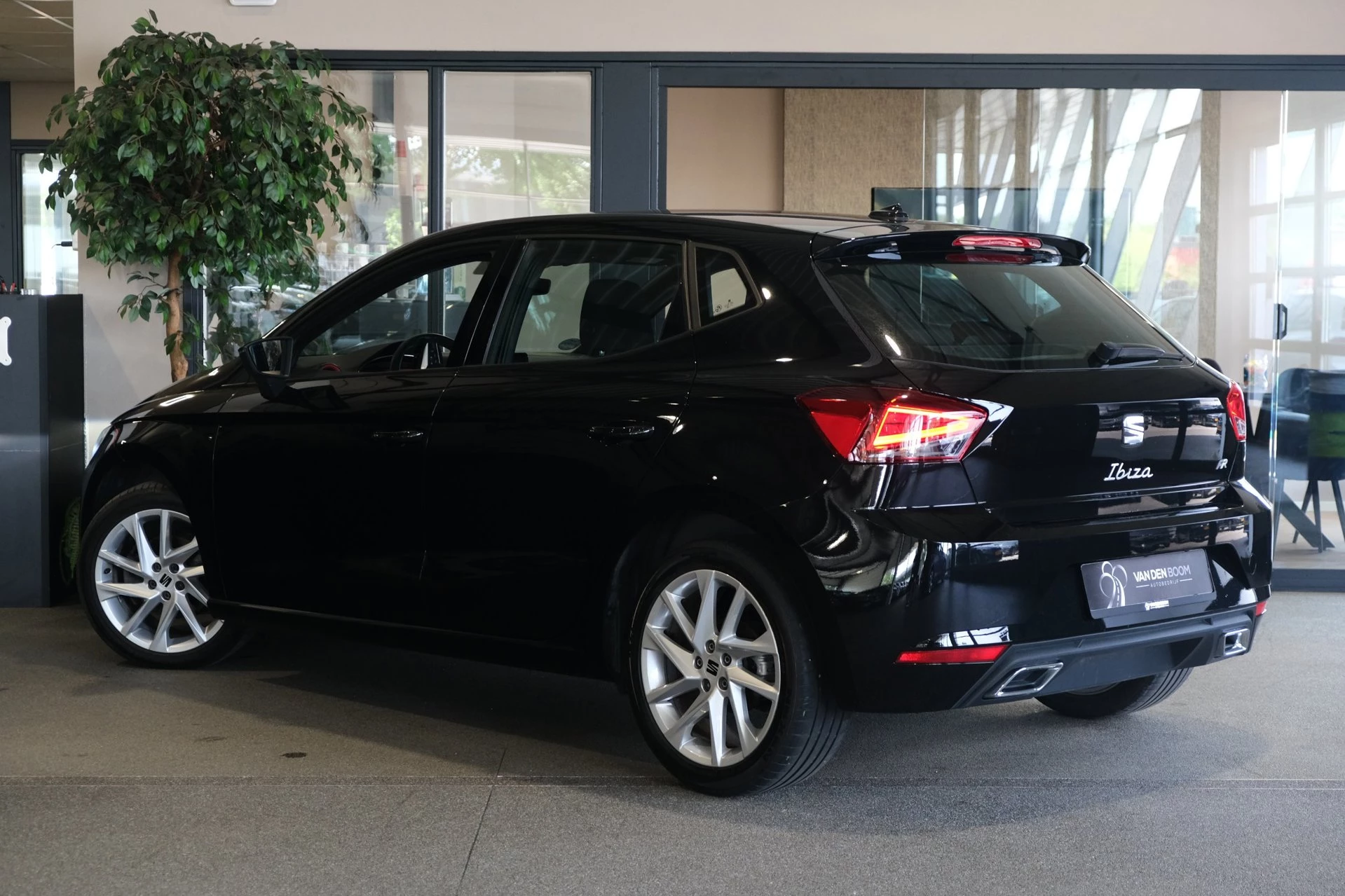 Hoofdafbeelding SEAT Ibiza