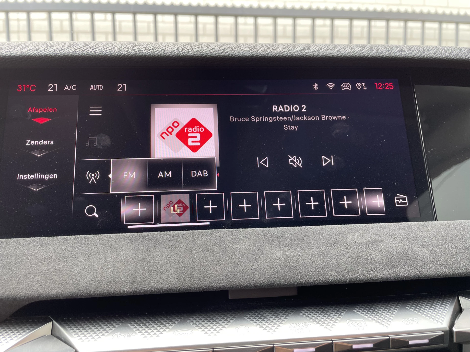 Hoofdafbeelding DS DS 4