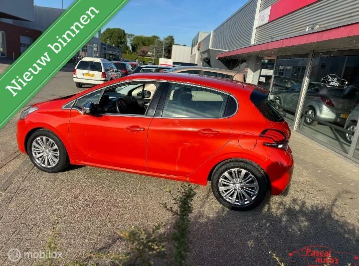 Hoofdafbeelding Peugeot 208