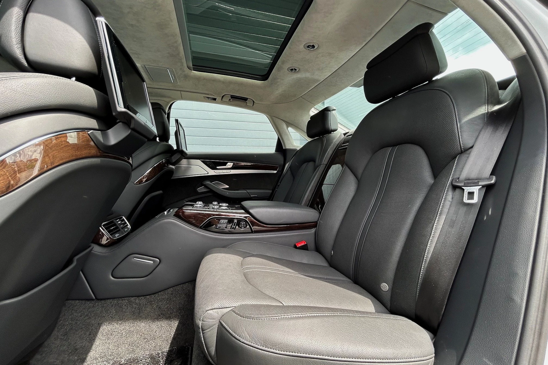 Hoofdafbeelding Audi A8