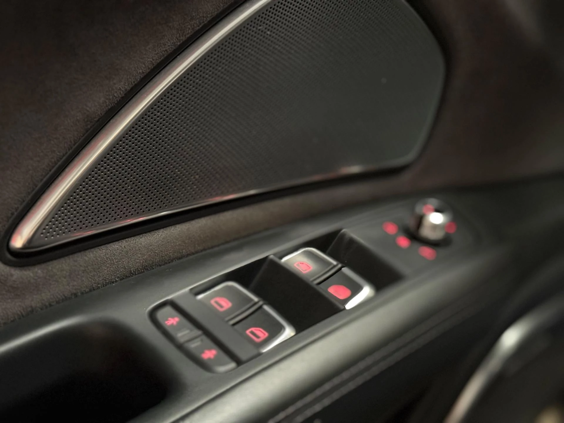 Hoofdafbeelding Audi S8