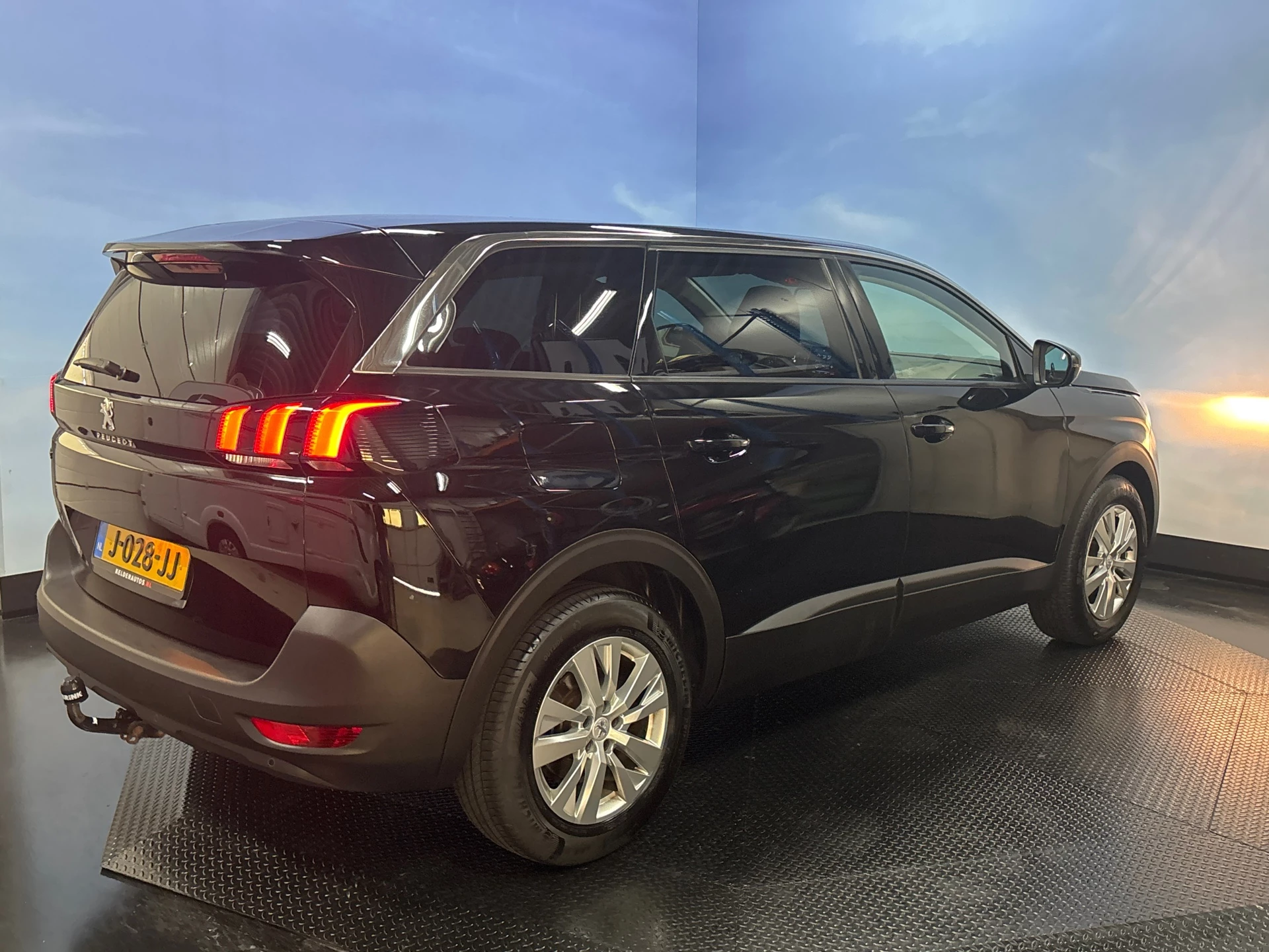 Hoofdafbeelding Peugeot 5008
