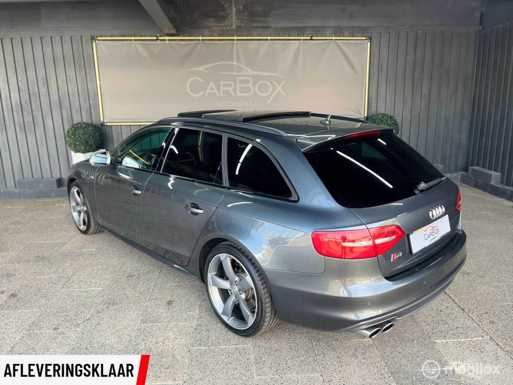 Hoofdafbeelding Audi S4