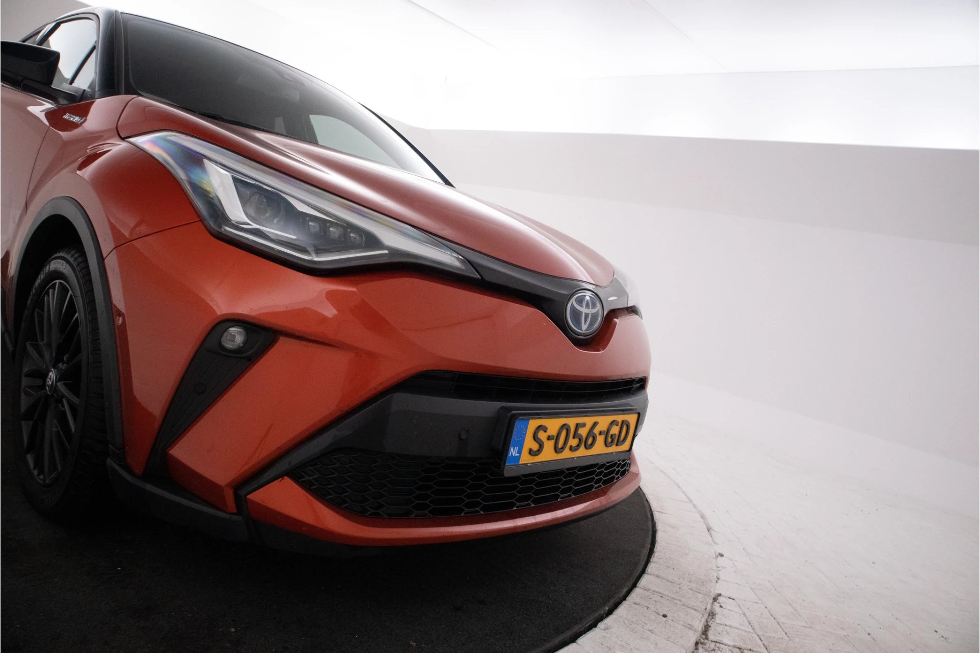 Hoofdafbeelding Toyota C-HR