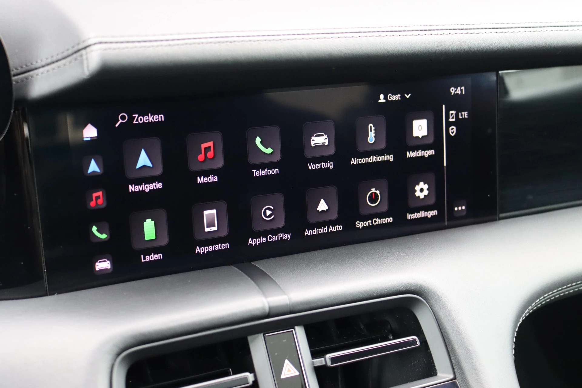 Hoofdafbeelding Porsche Taycan