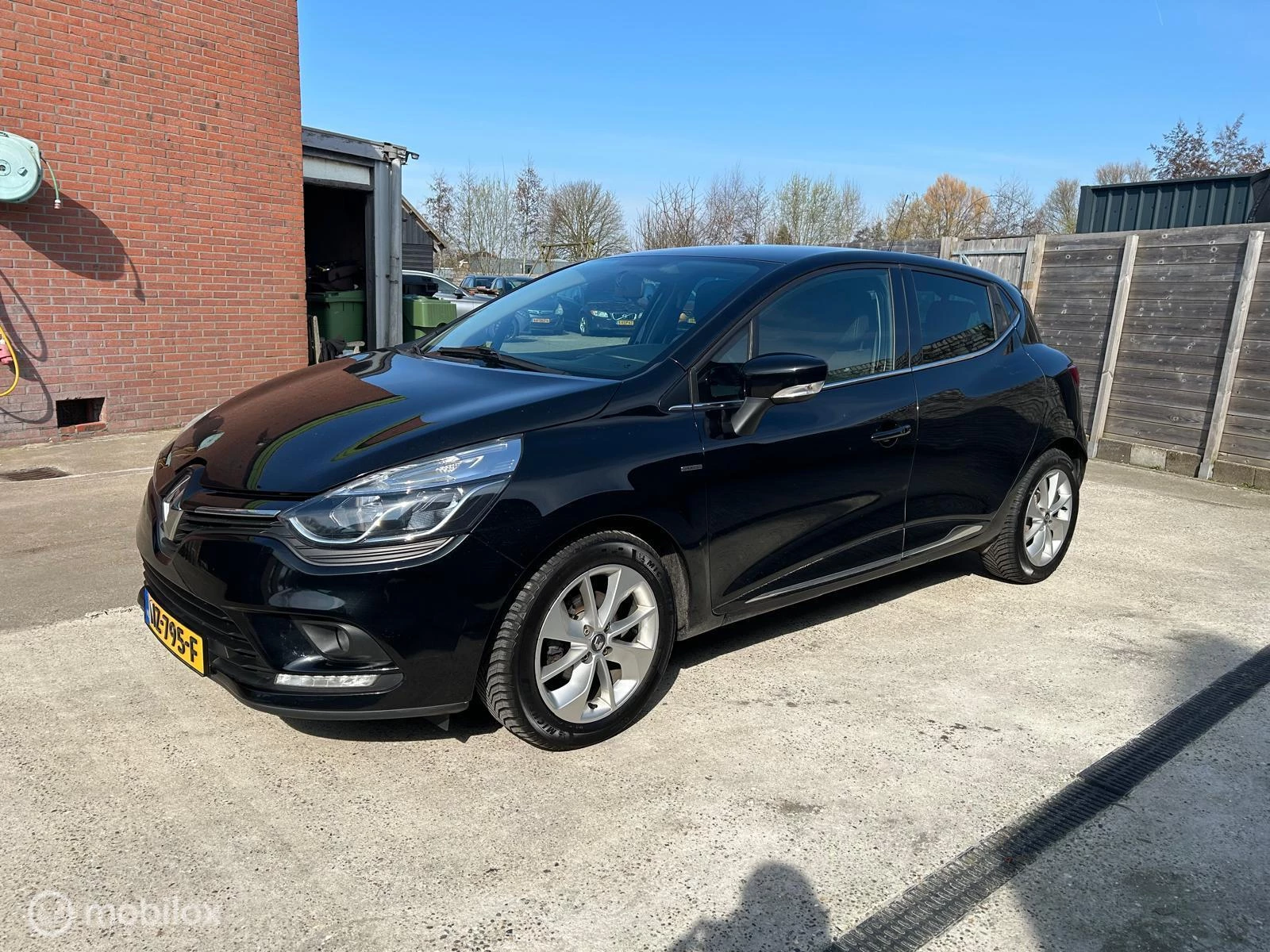 Hoofdafbeelding Renault Clio