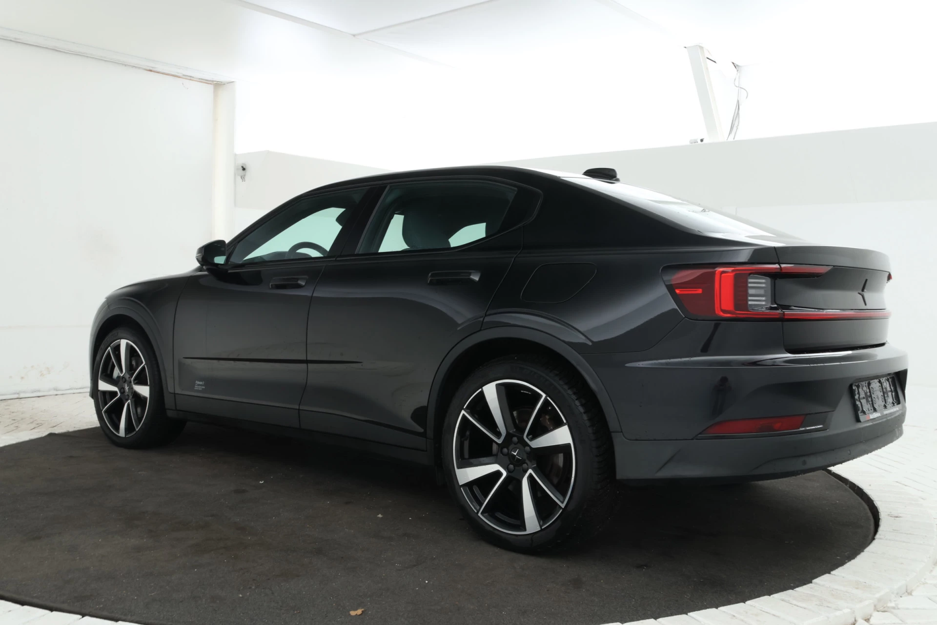 Hoofdafbeelding Polestar 2