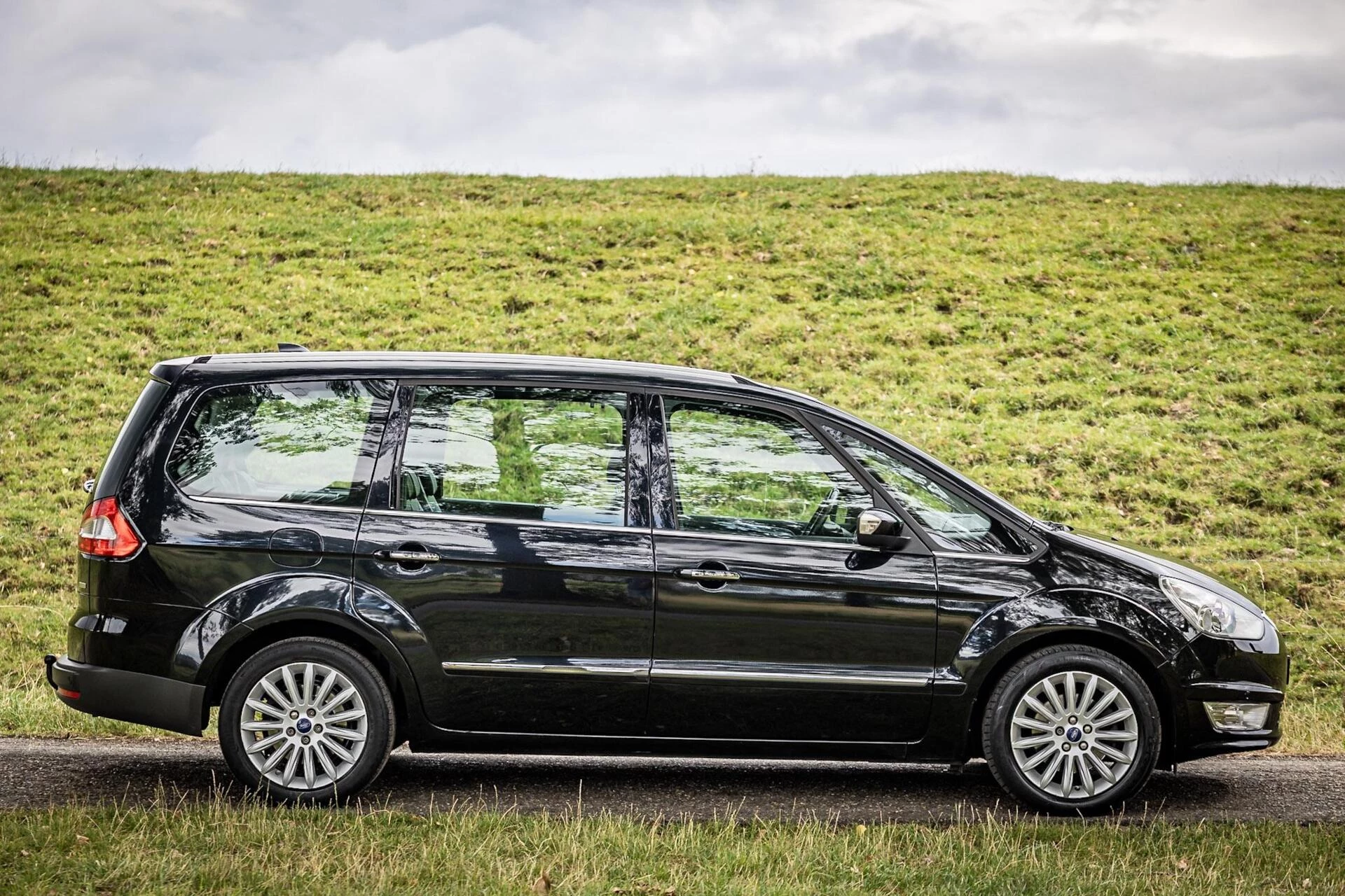Hoofdafbeelding Ford Galaxy