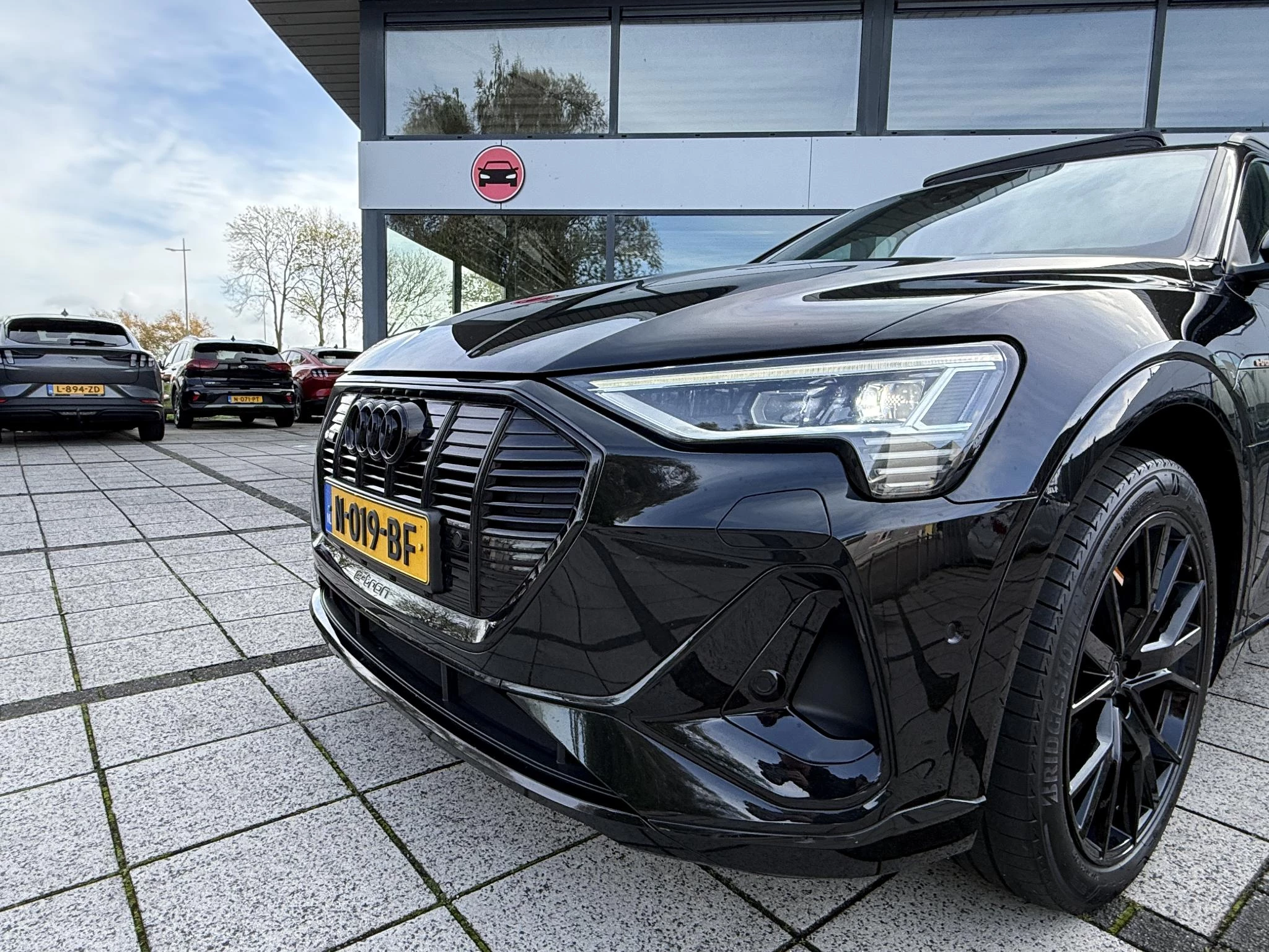 Hoofdafbeelding Audi e-tron