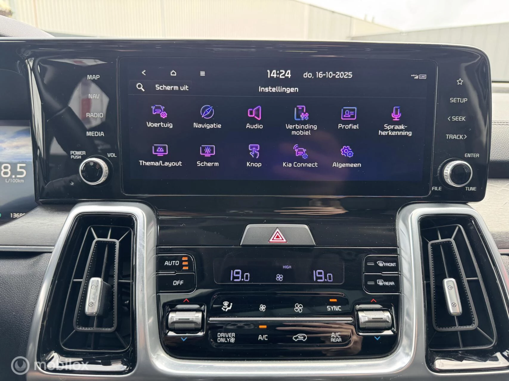 Hoofdafbeelding Kia Sorento