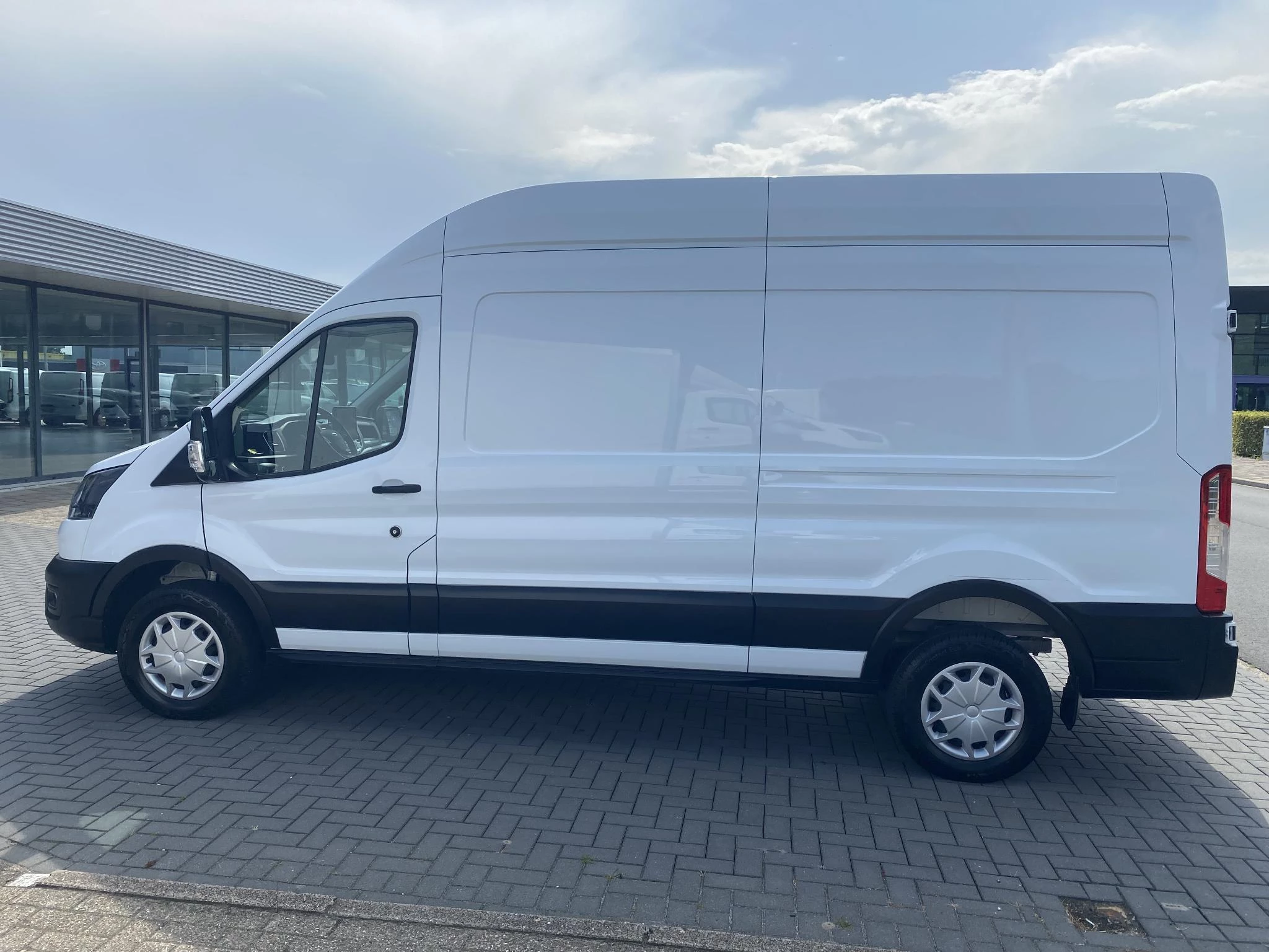 Hoofdafbeelding Ford E-Transit