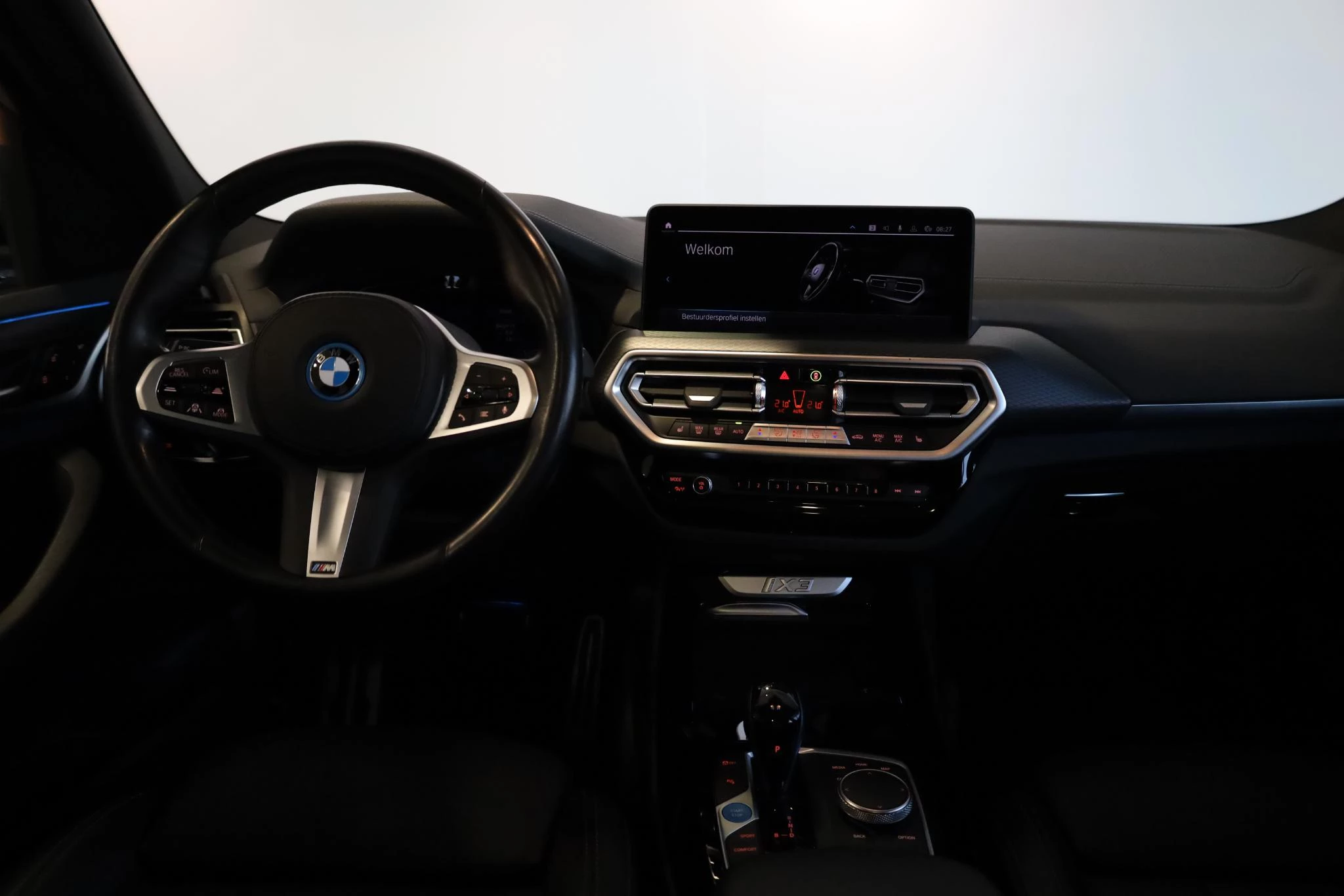 Hoofdafbeelding BMW iX3
