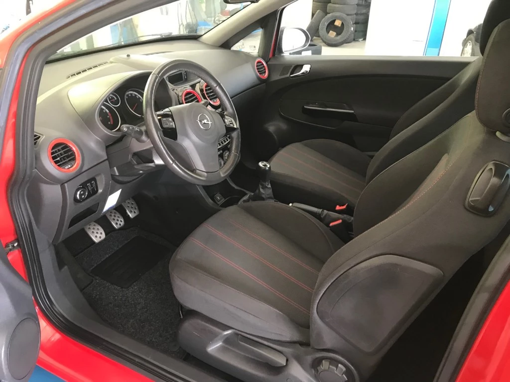Hoofdafbeelding Opel Corsa