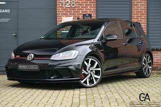 Volkswagen Golf GTI Clubsport|SCHAALSTOELEN|PANORAMADAK|370PK|CARPLAY