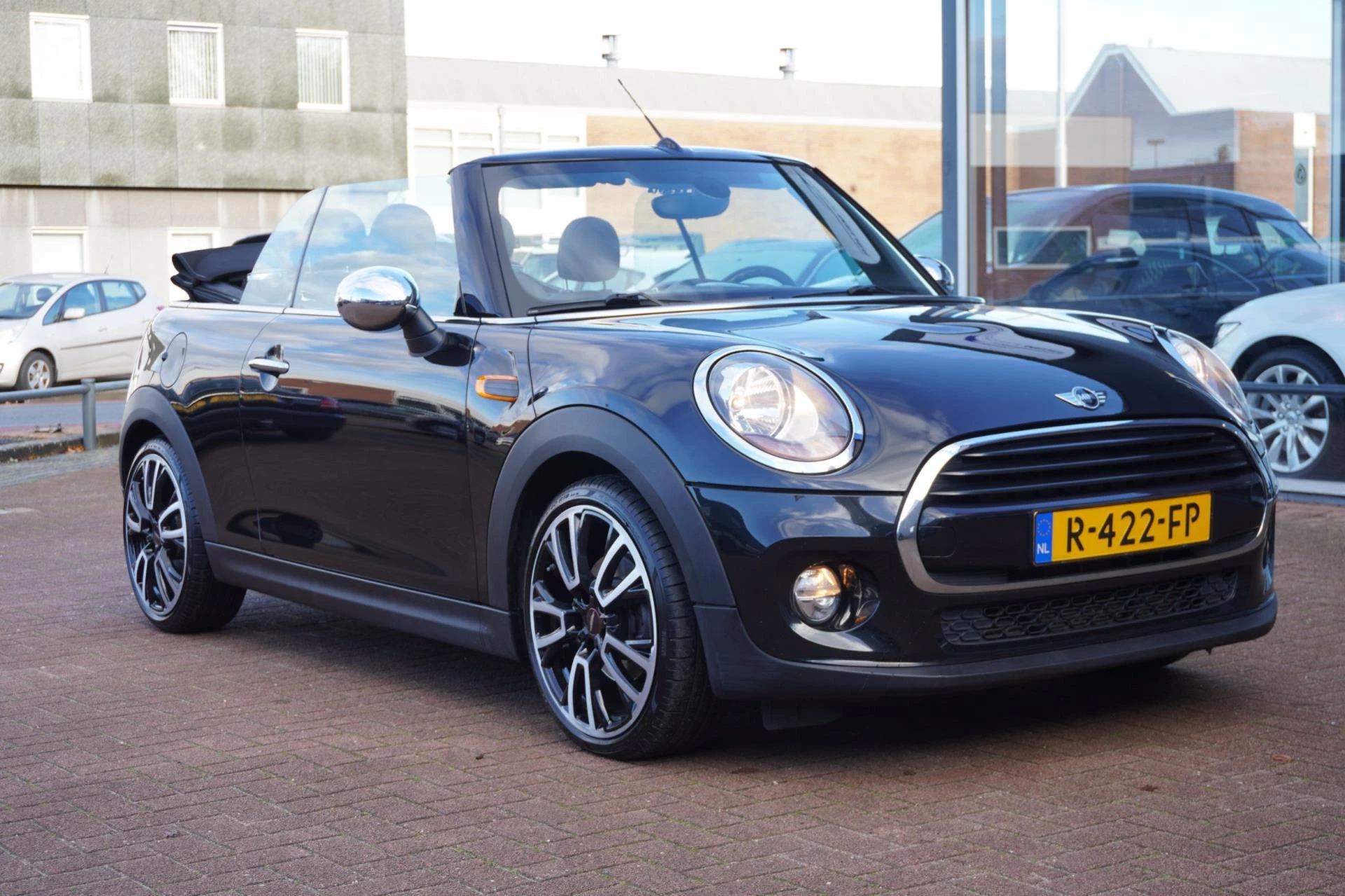 Hoofdafbeelding MINI Cooper Cabrio