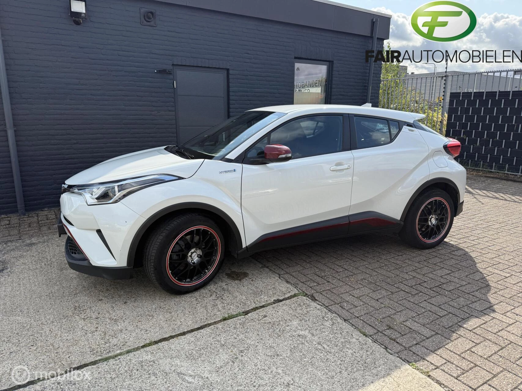 Hoofdafbeelding Toyota C-HR