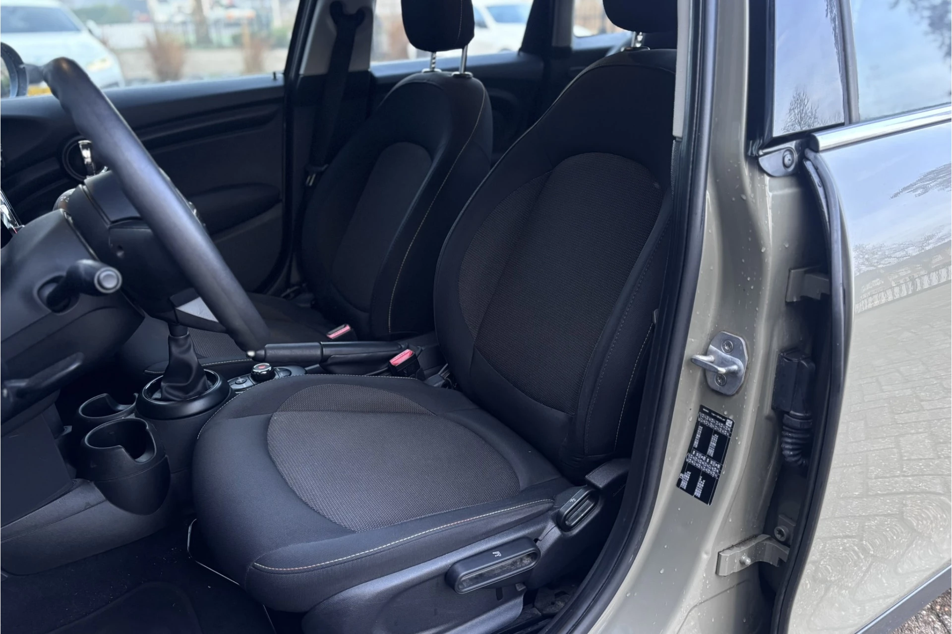 Hoofdafbeelding MINI One