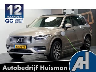 Volvo XC90 2.0 T8 Long Range Recharge AWD 335kW/455pk Aut8 Inscription 7P PANORAMADAK + HARMAN/KARDON + STOELVERWARMING-&VENTILATIE + PILOT ASSIST + ADAPT.CRUISE + 360 CAMERA + HEAD-UP + LANE ASSIST + NAVI SENSUS + BLIS + EL.TREKHAAK + PARKSENSOREN + 20" LM-VELGEN!!