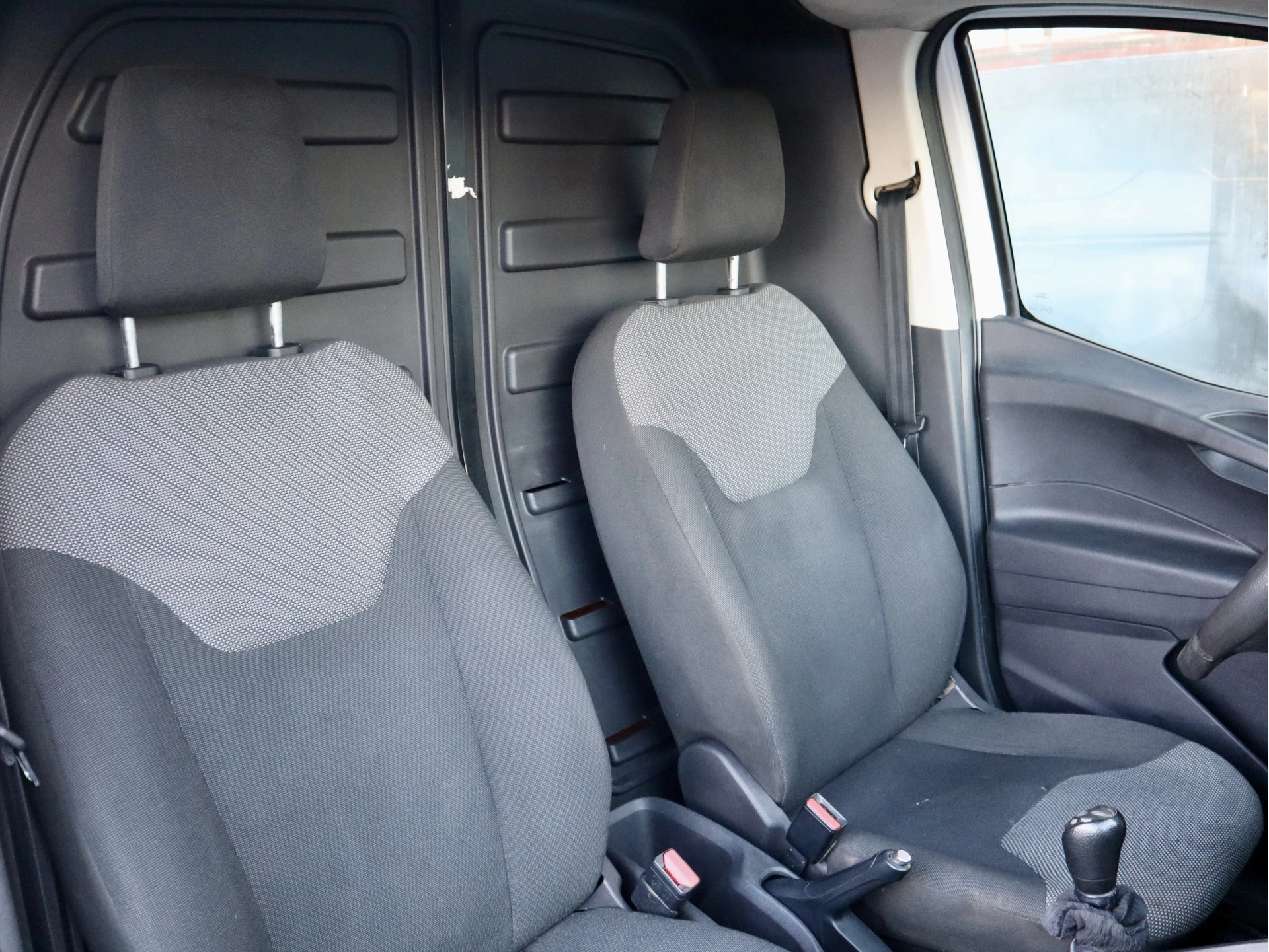 Hoofdafbeelding Ford Transit Courier