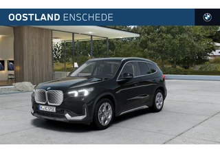 BMW iX1 eDrive20 Pure Edition / Adaptieve LED / Comfort Access / Parking Assistant / Stoelverwarming