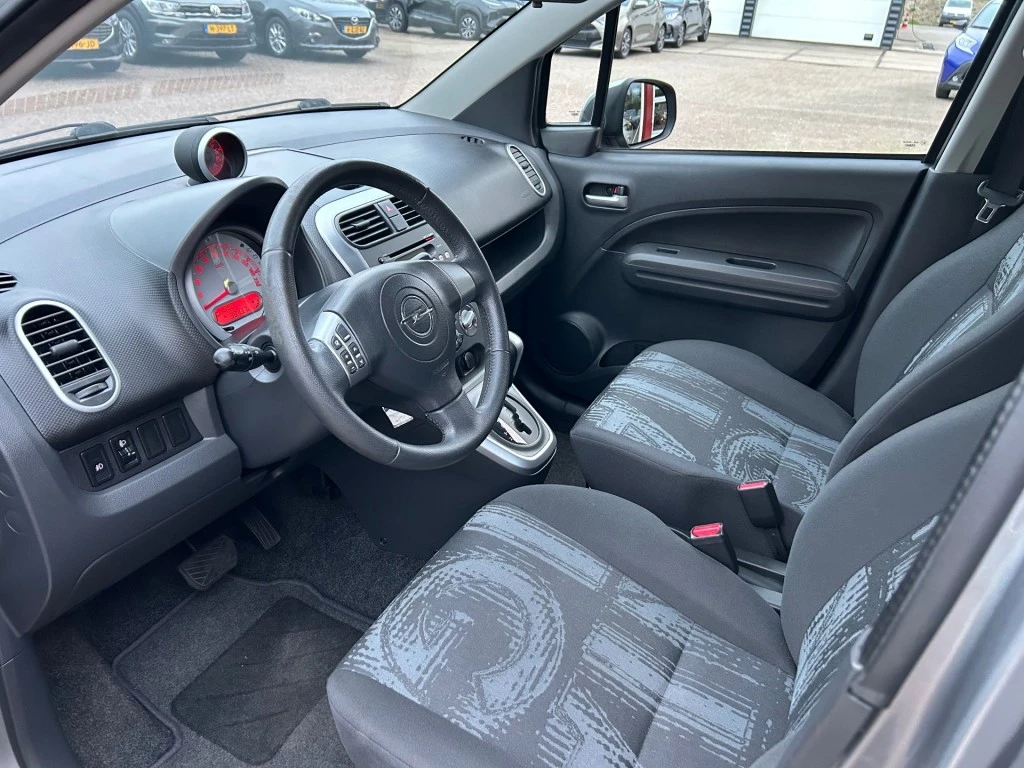 Hoofdafbeelding Opel Agila