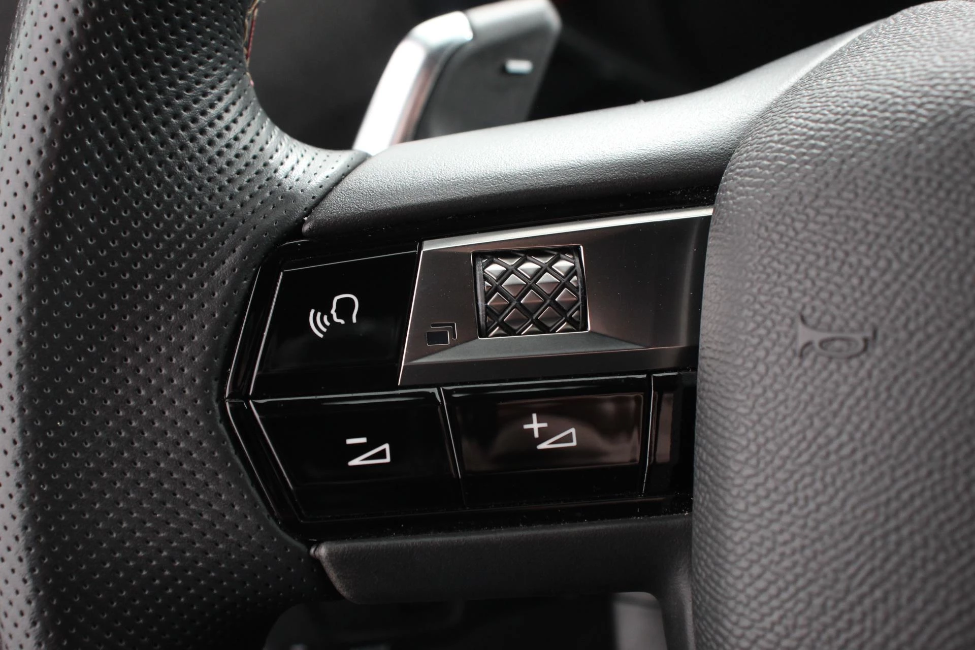 Hoofdafbeelding DS DS 3