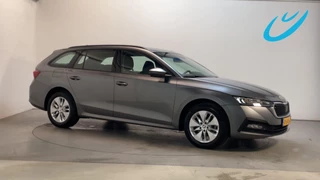 Skoda Octavia Combi 1.0 e-TSI DSG Business Edition Navigatie Parkeersensoren App-Connect