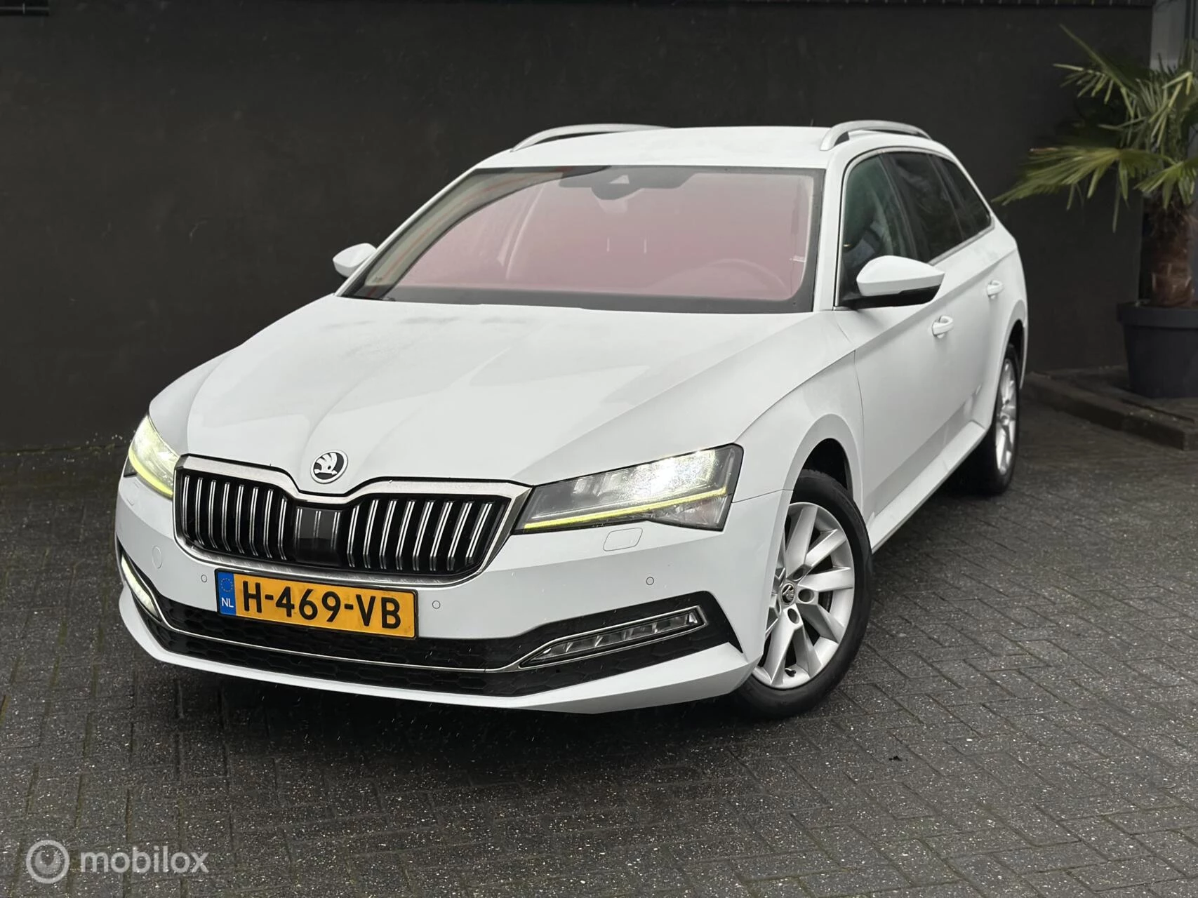 Hoofdafbeelding Škoda Superb