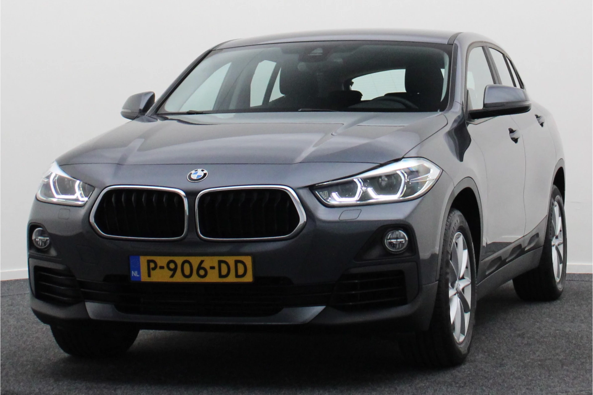 Hoofdafbeelding BMW X2