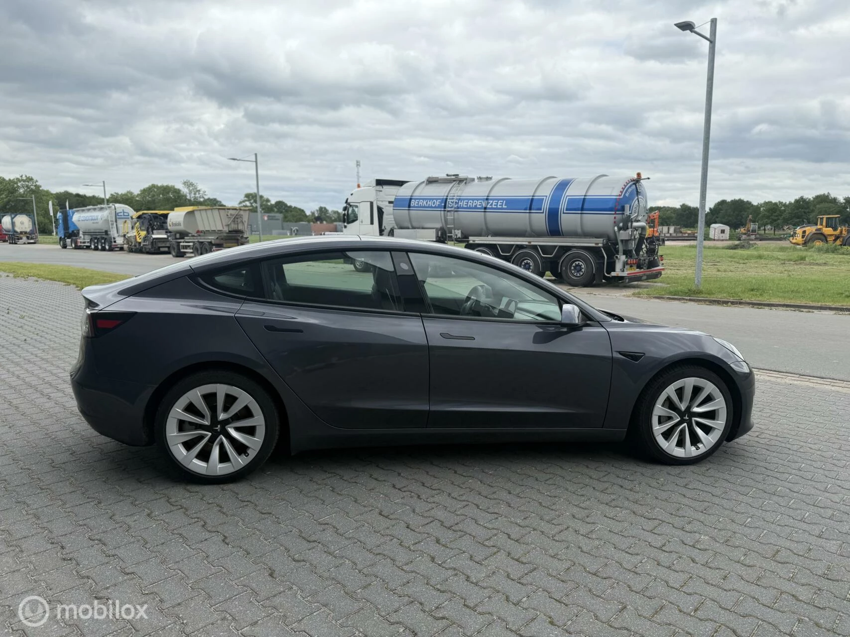 Hoofdafbeelding Tesla Model 3