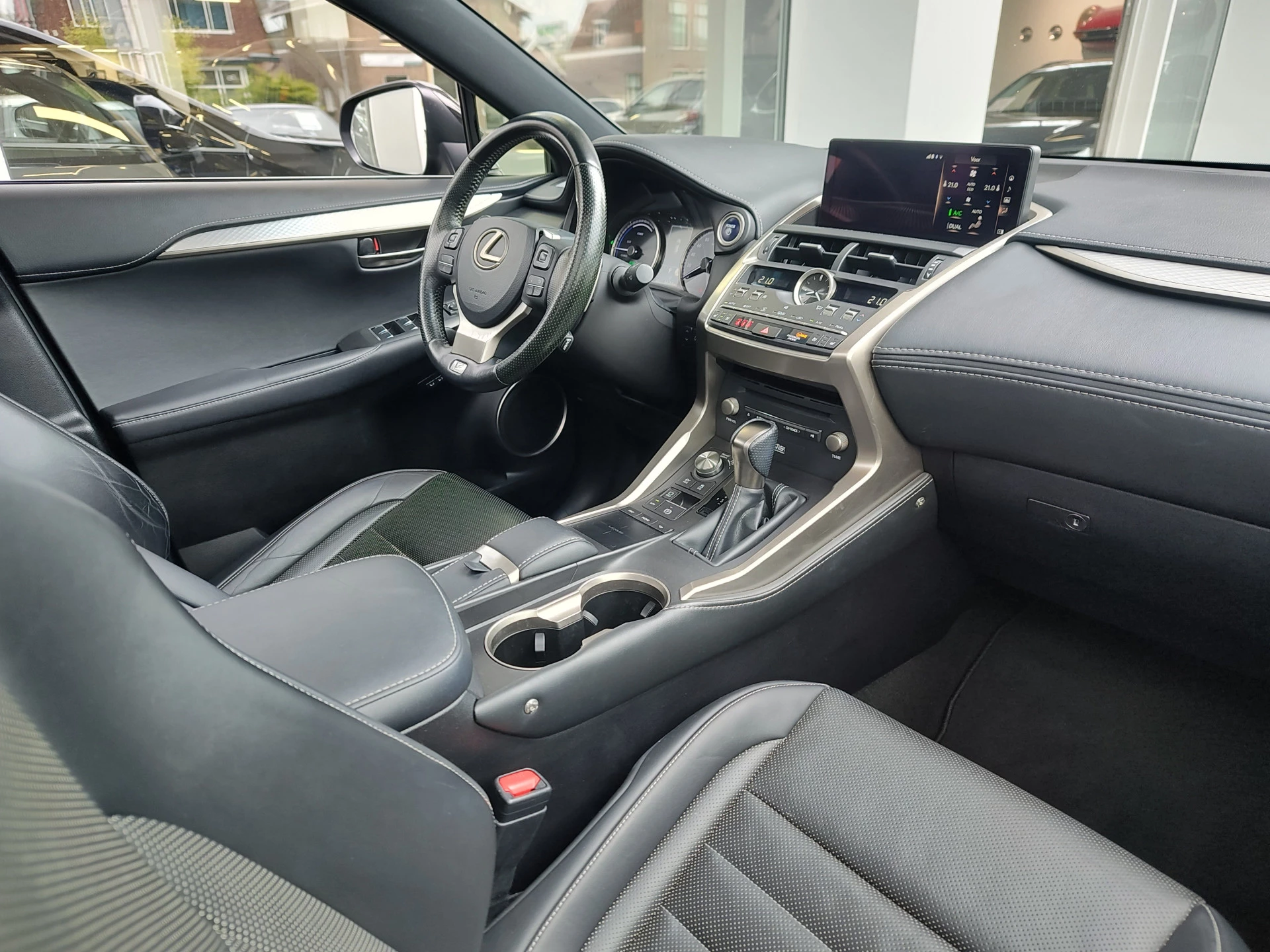Hoofdafbeelding Lexus NX