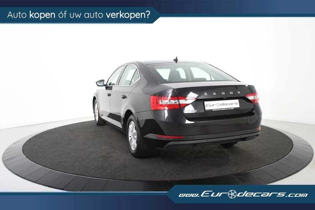 Hoofdafbeelding Škoda Superb