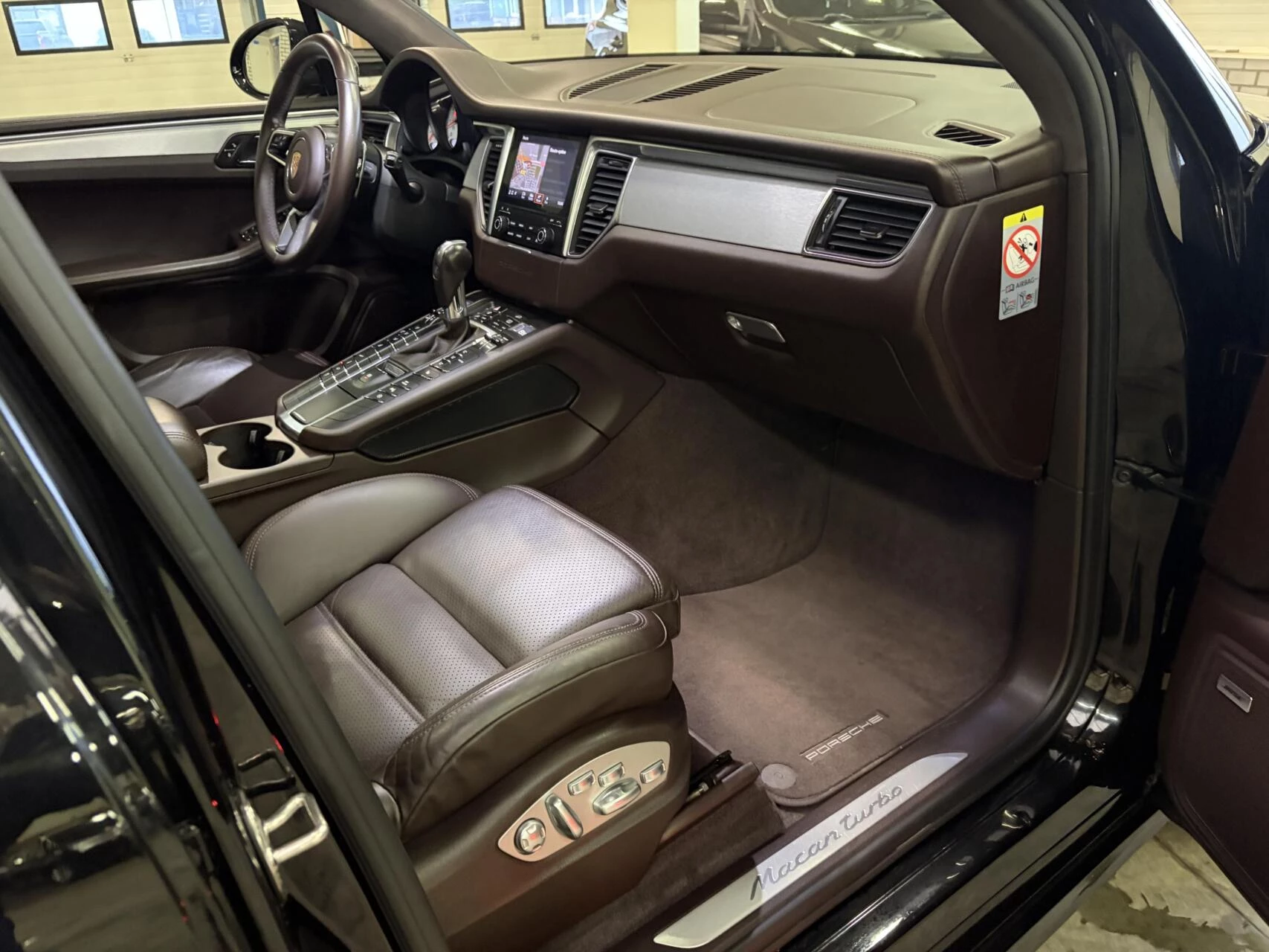 Hoofdafbeelding Porsche Macan