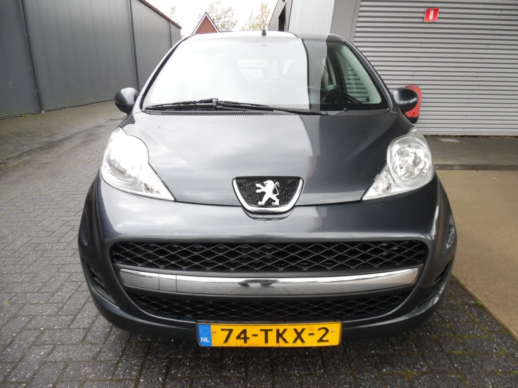 Hoofdafbeelding Peugeot 107