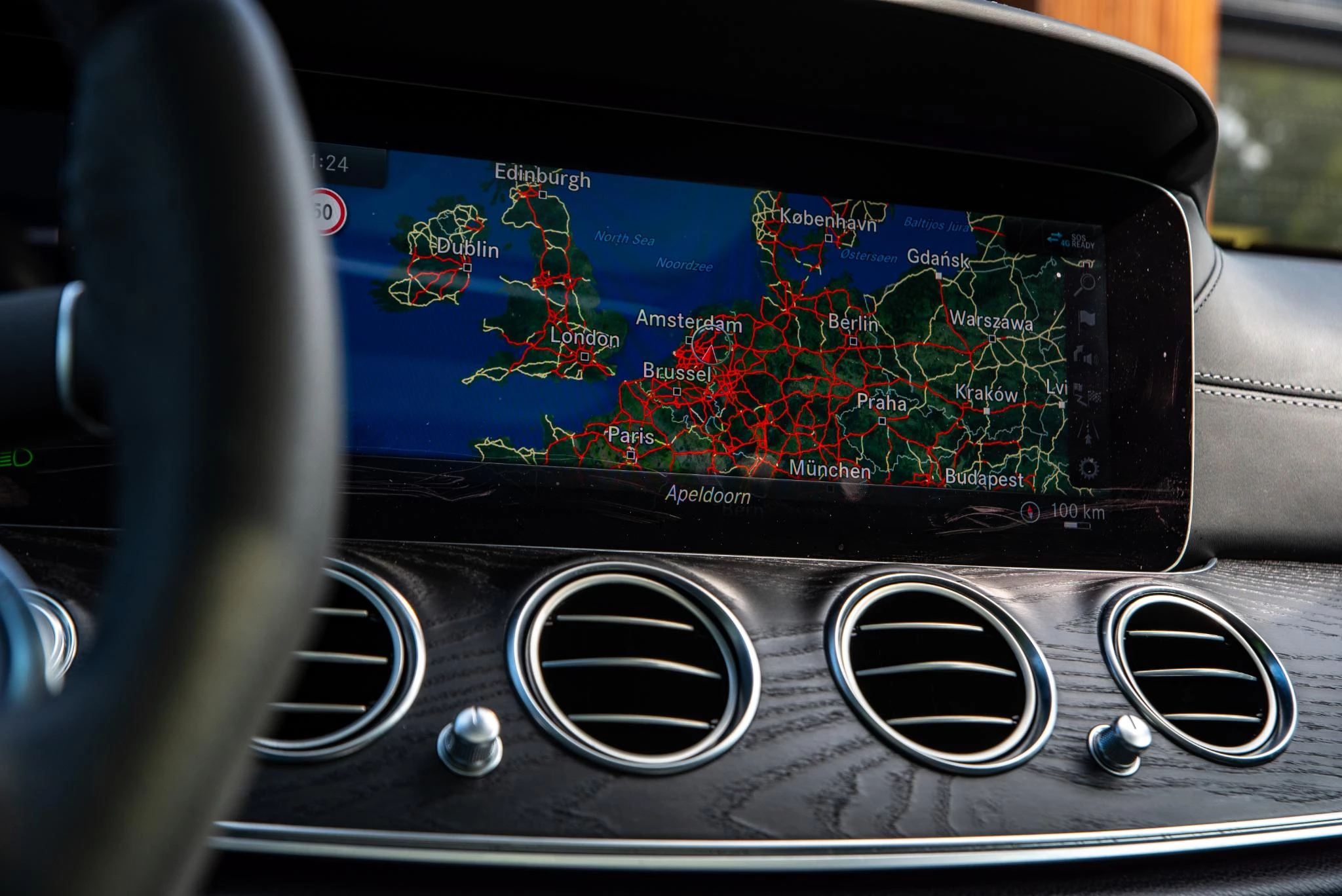 Hoofdafbeelding Mercedes-Benz E-Klasse