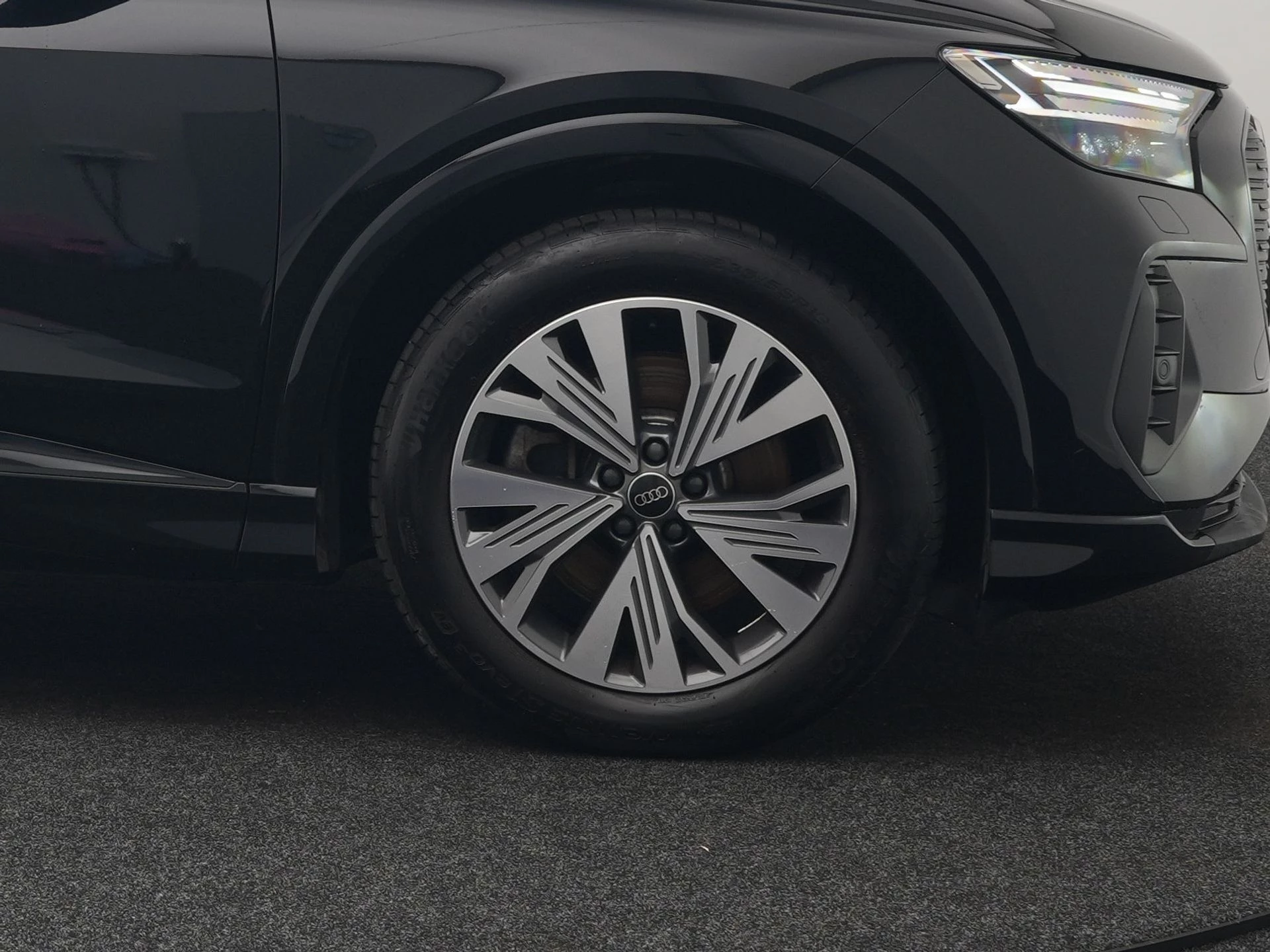 Hoofdafbeelding Audi Q4 Sportback e-tron