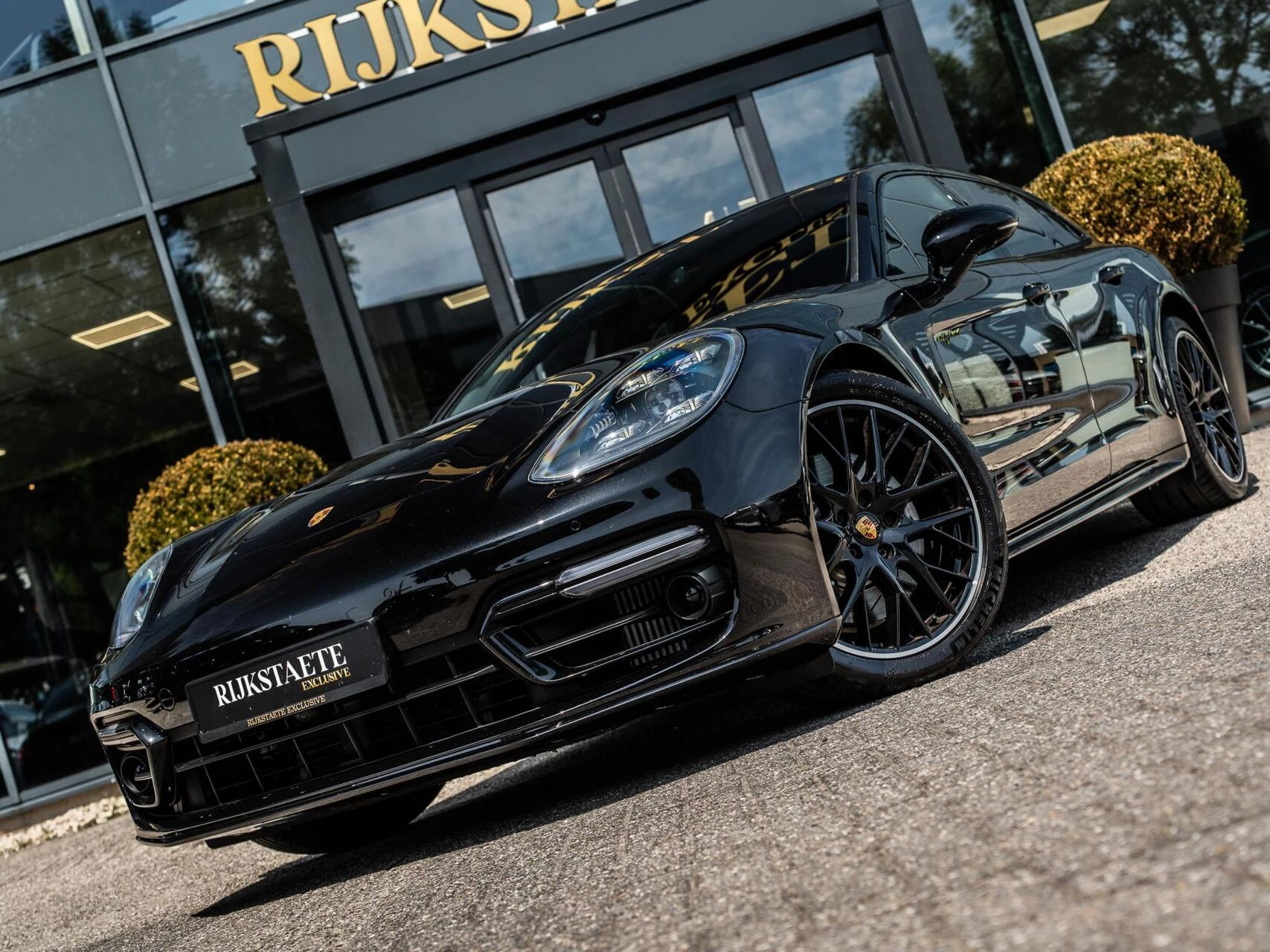 Hoofdafbeelding Porsche Panamera